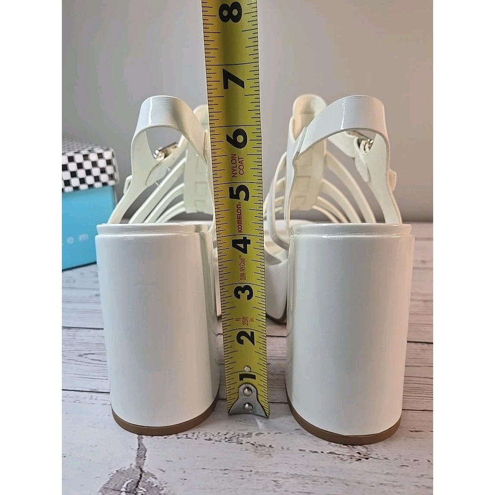 Soda Shoes Womens Size 7 White Platform Chunky Heel Sandals Strappy Dress Y2K - Picture 5 of 8